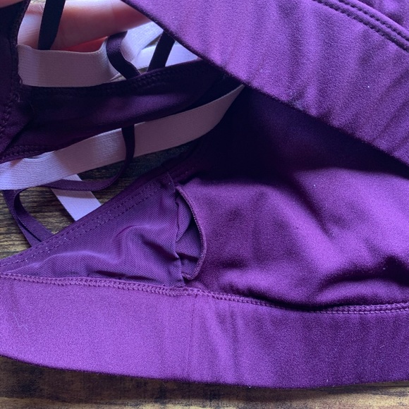 Fabletics - Kessler Medium Impact sports bras - Picture 4 of 6